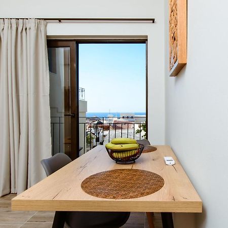 Krinis Houses Next The Old Harbour Chrissi Akti Chania Exterior foto